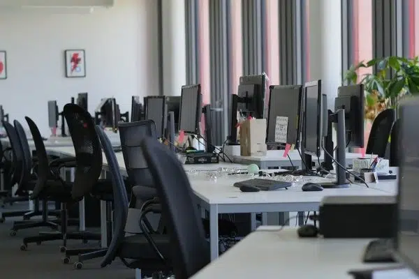 Comment trouver un bureau local moins cher ?