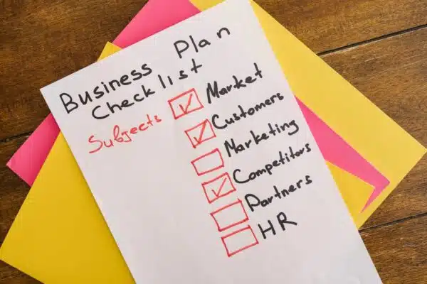 Les meilleures stratégies pour développer efficacement son activité de services dans le digital