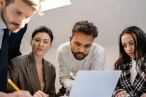Optimisez la gestion administrative et financière de votre entreprise grâce à ces outils technologiques performants