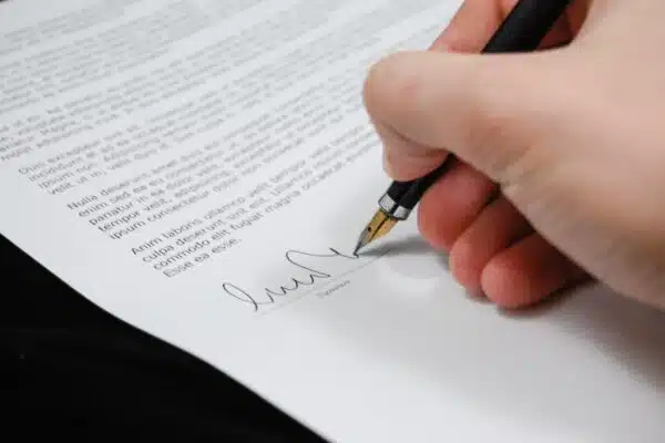 Valorisez vos innovations grâce à la propriété intellectuelle et la signature de contrats de licence