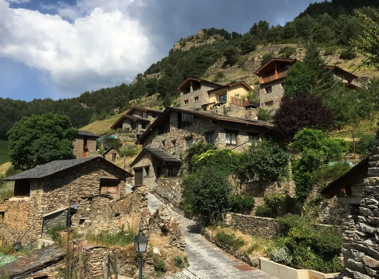 Pourquoi investir dans l’immobilier en Andorre ?