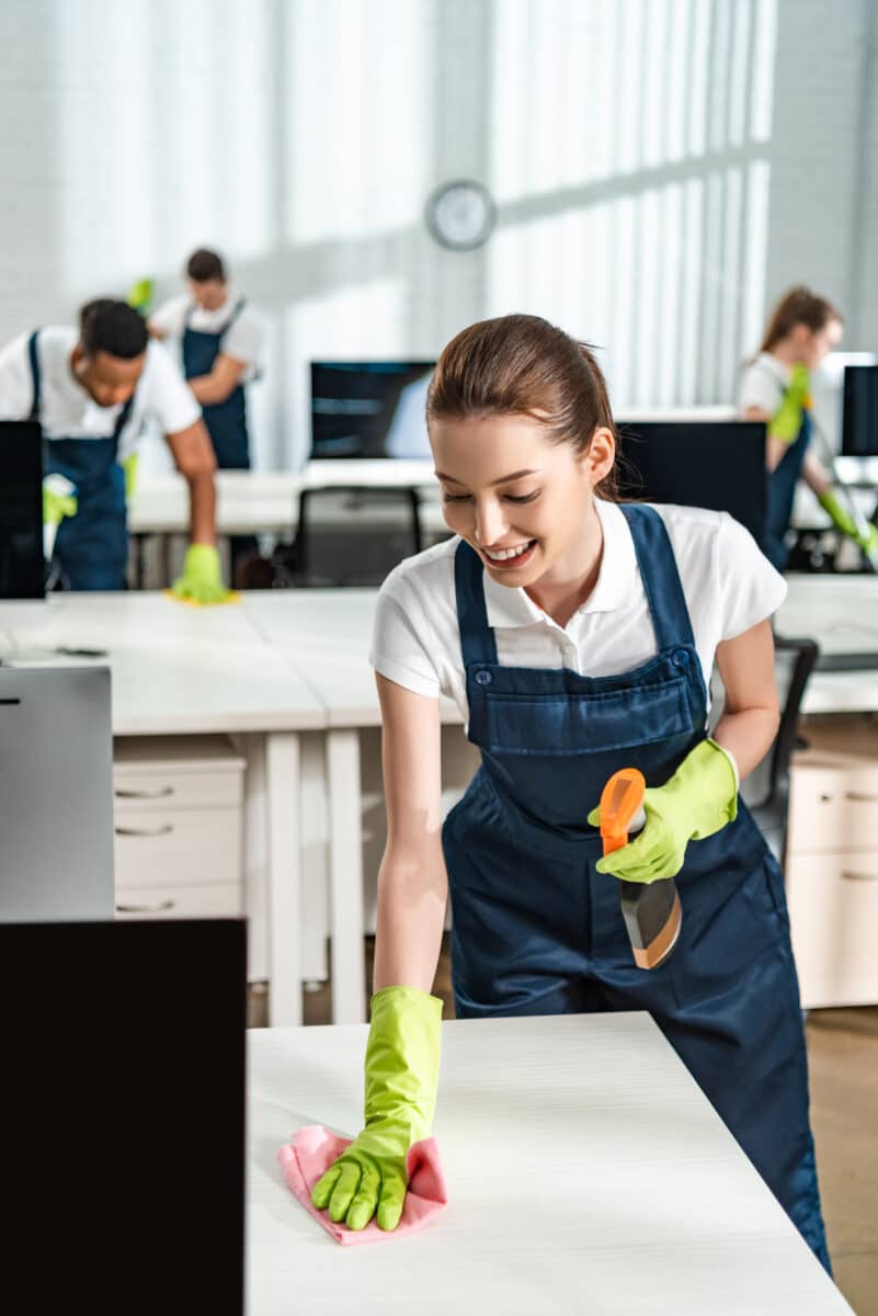 Service de nettoyage à Paris : L’impact transformateur d’un environnement de travail propre