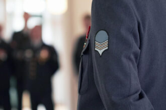 L'insigne personnalisé : un accessoire de prestige que les entreprises réadoptent