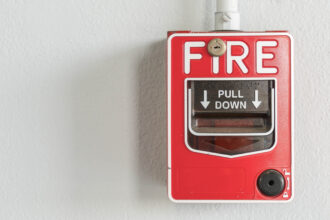 Sécurité incendie en entreprise : ce que la réglementation impose vraiment