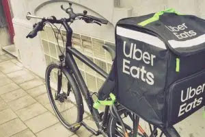 Comment fonctionne über Eat livreur ?
